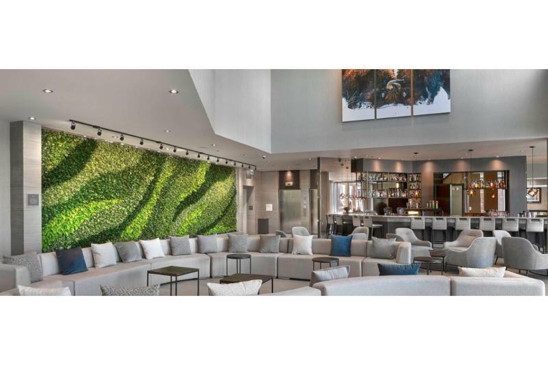 The Westin Calgary Airport Hotel Exterior photo