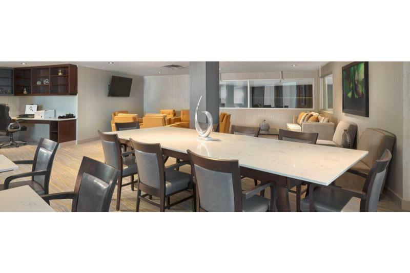 The Westin Calgary Airport Hotel Exterior photo