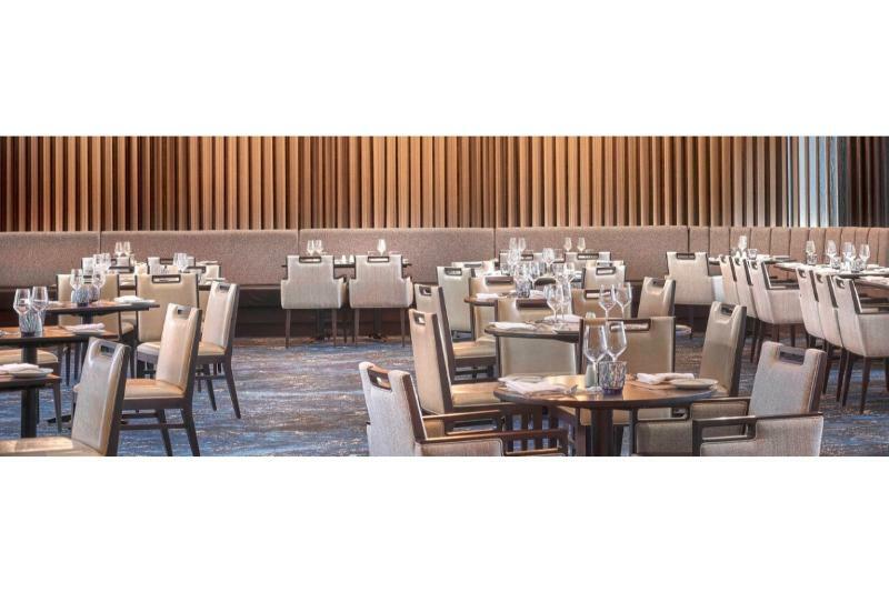 The Westin Calgary Airport Hotel Exterior photo